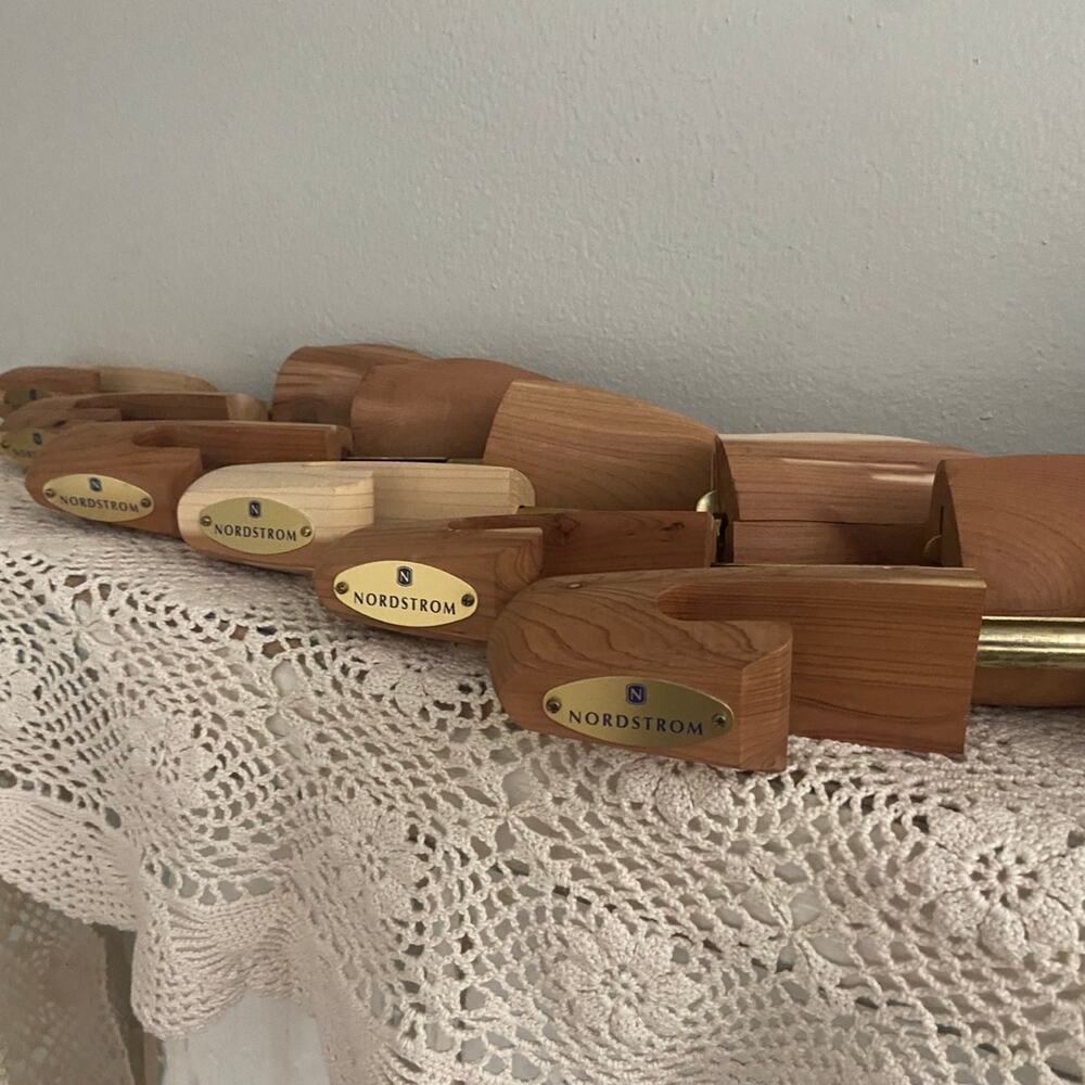 Nordstrom Cedar Wooden Shoe Tree Stretchers Shapers Adjustable Set of 3 pair